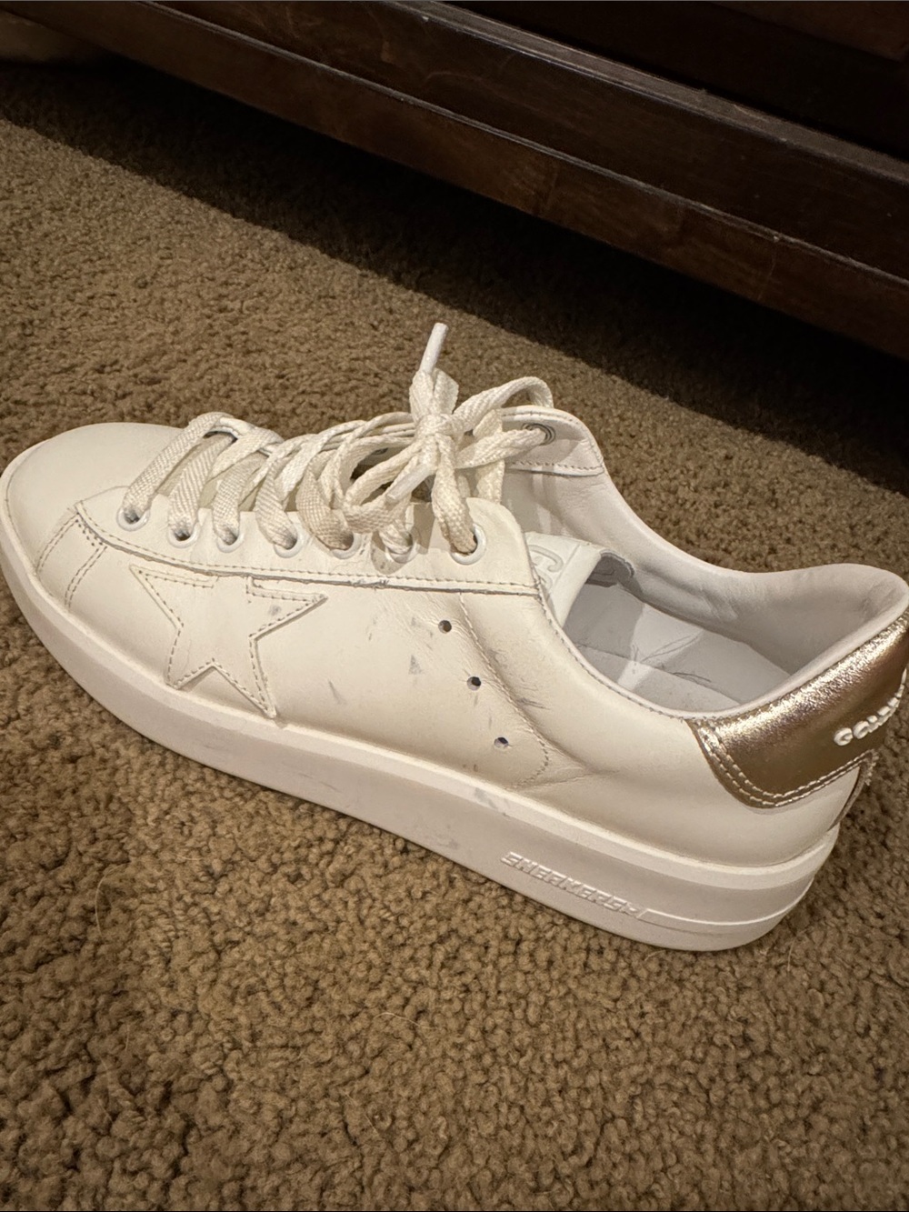 Golden Goose Women's White Low-Top Lace-Up Sneakers - Pure Star - gold back - Picture 4 of 8
